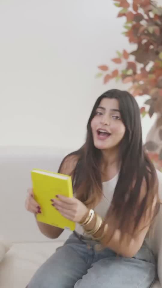 Axis Bank - Lifestyle influencer marketing campaign video by DigiStreet Media - Shop from anywhere
