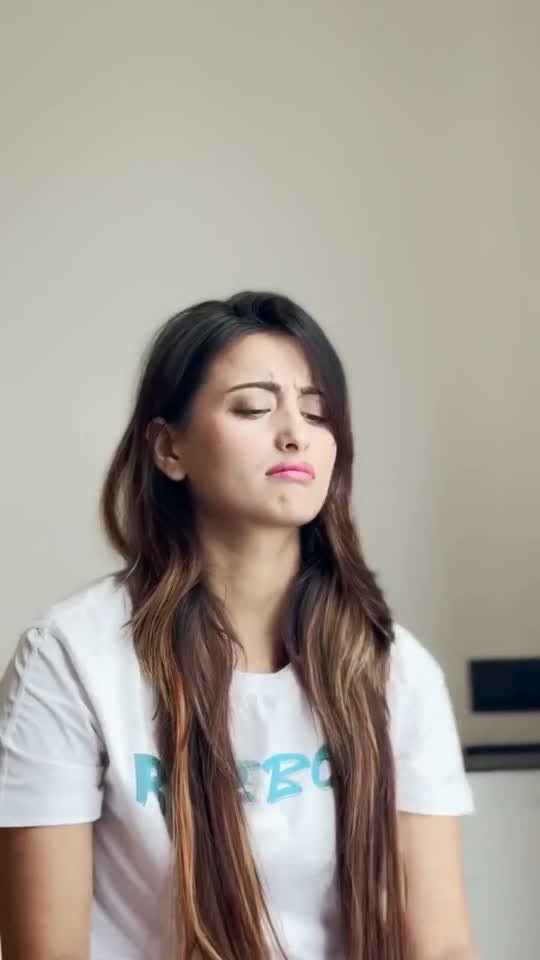 Glide It influencer marketing campaign video by DigiStreet Media - Straight to camera