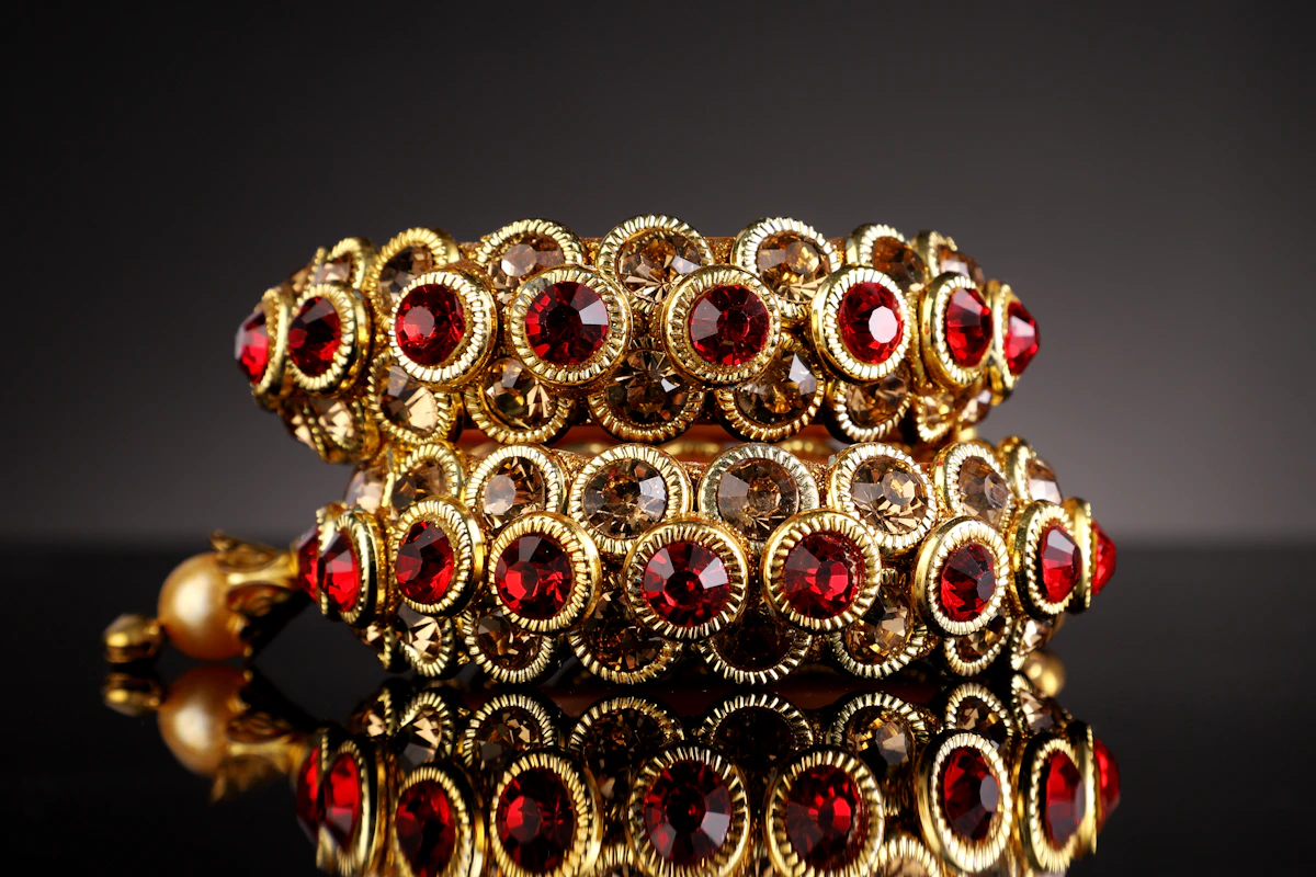 Traditional kundan bangles from Jaipur gems, jewellery and handicraft trade
