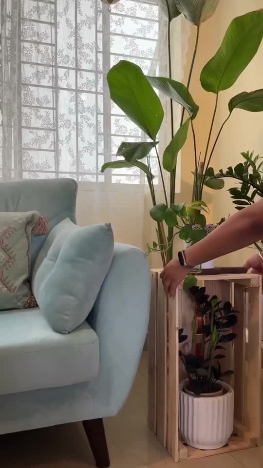Sirca Paints influencer marketing campaign video by DigiStreet Media - Bedroom finish